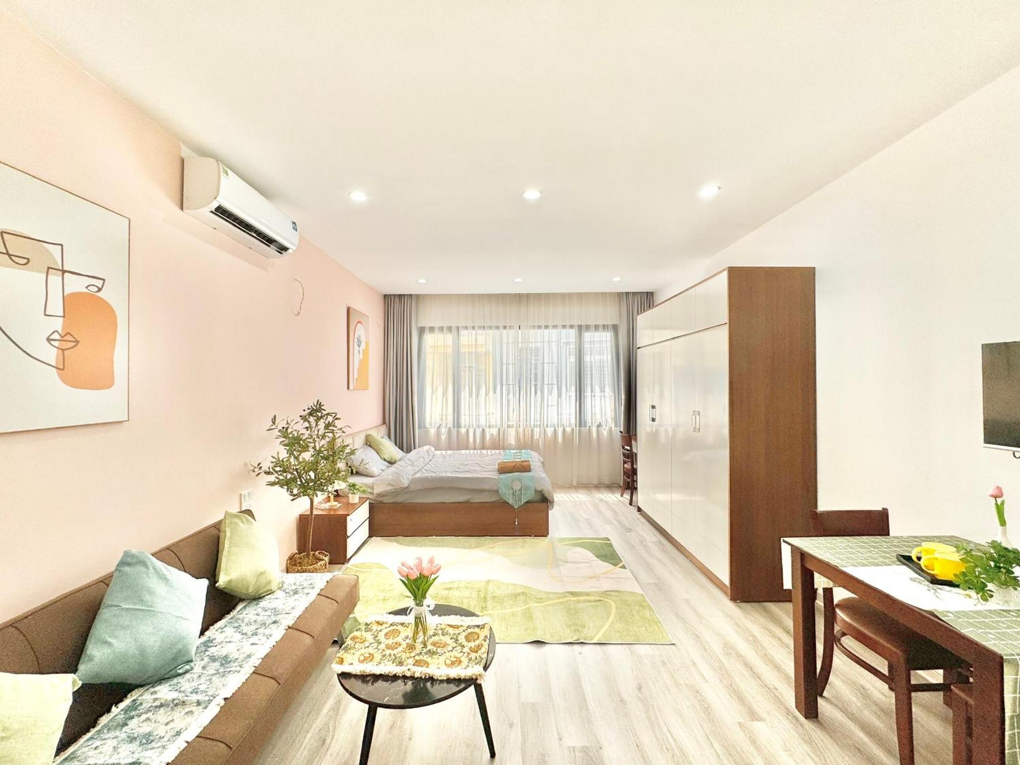 Modern & Comfy Apartment Hanoi Exterior photo