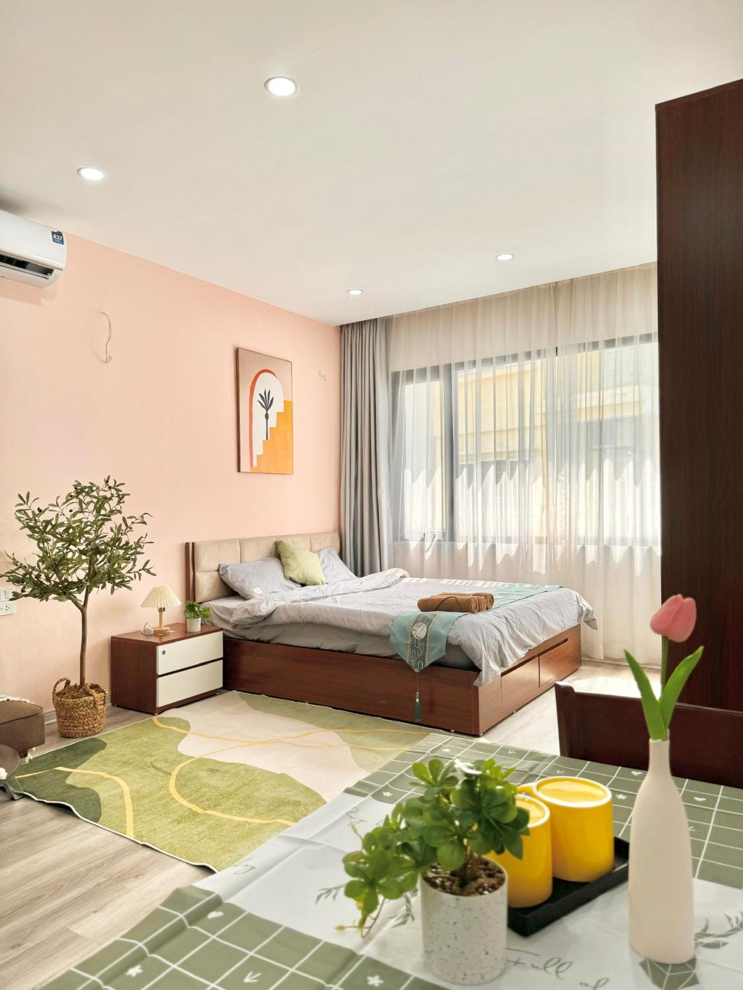 Modern & Comfy Apartment Hanoi Exterior photo