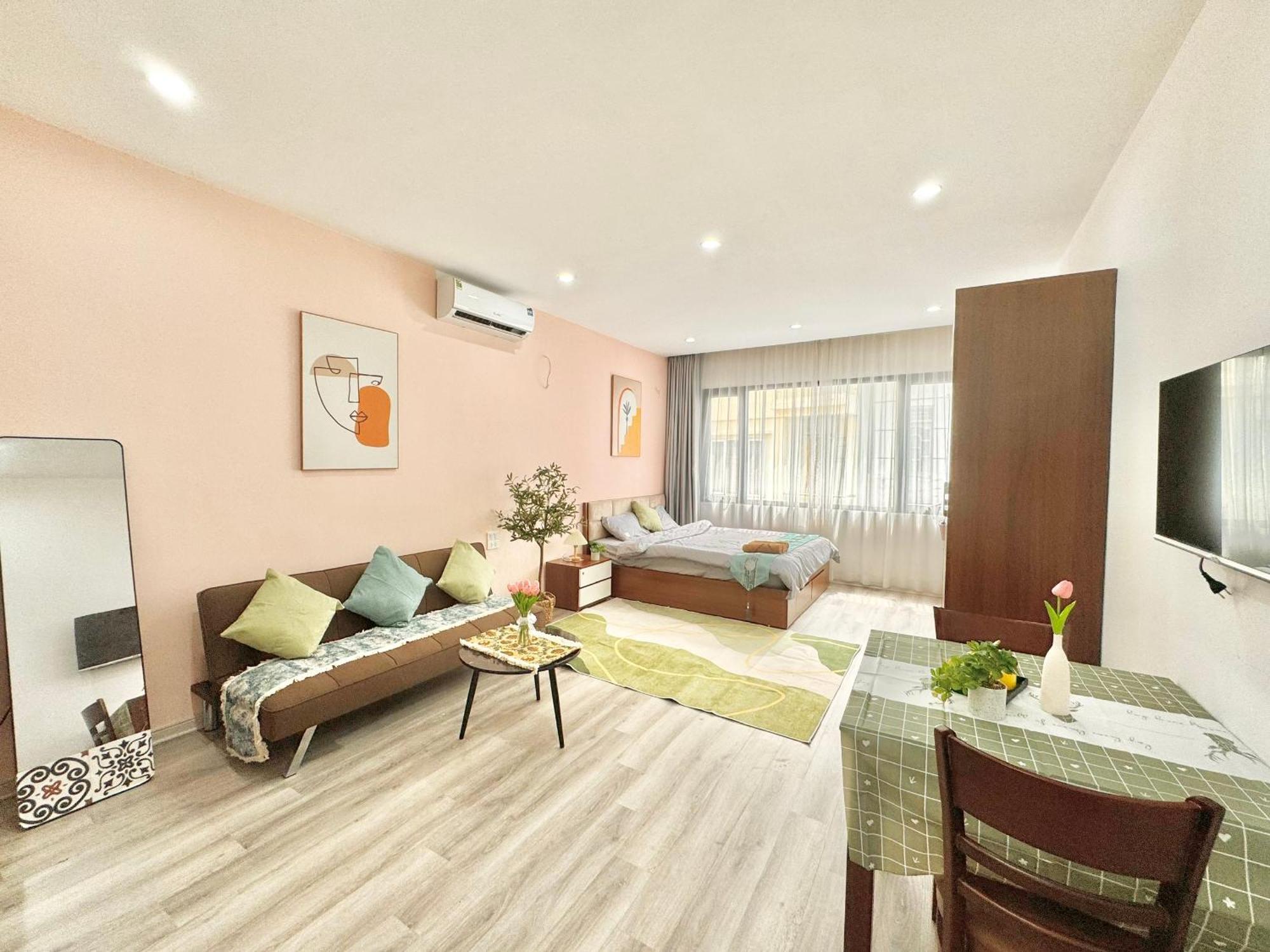 Modern & Comfy Apartment Hanoi Exterior photo