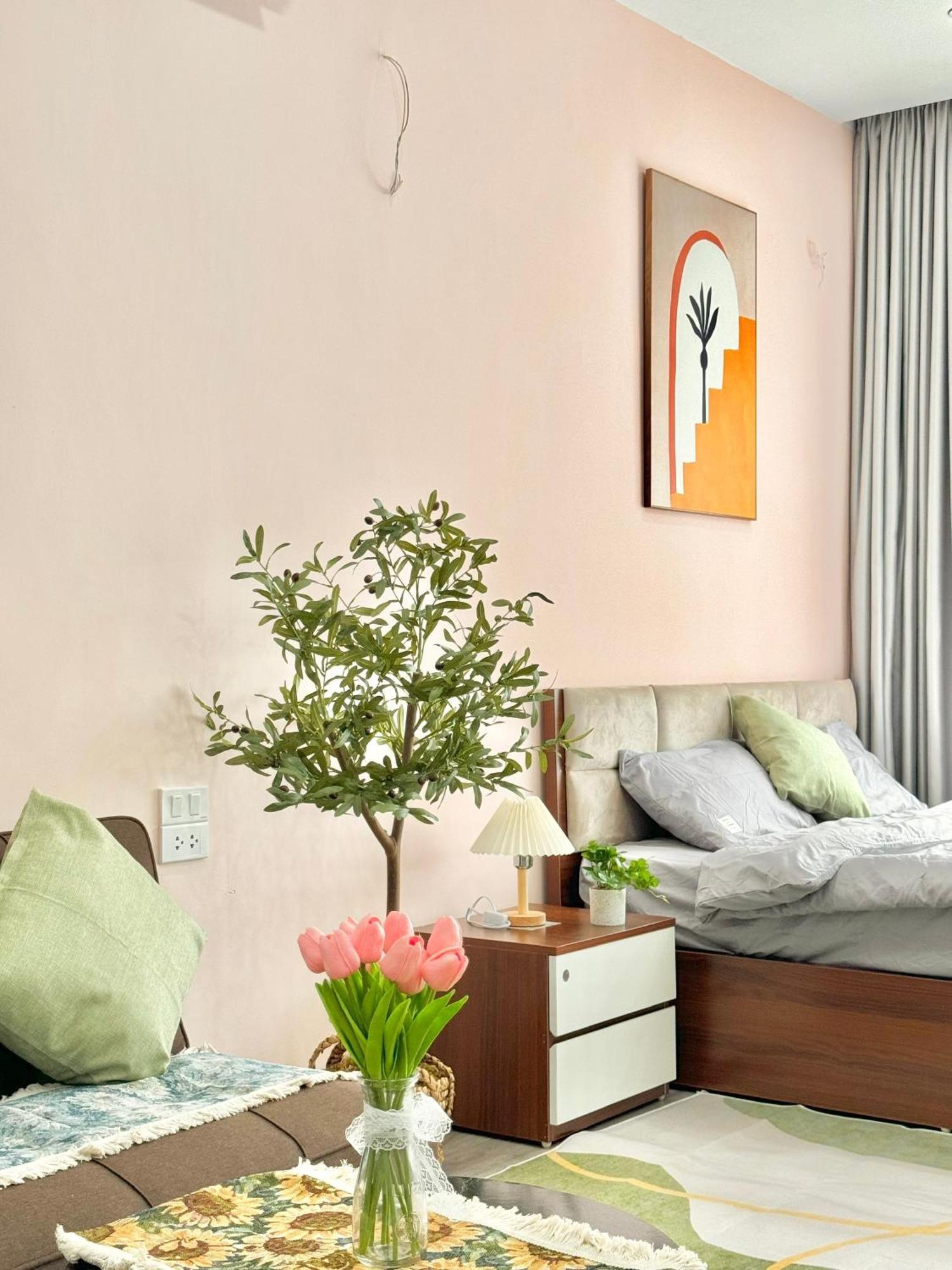 Modern & Comfy Apartment Hanoi Exterior photo