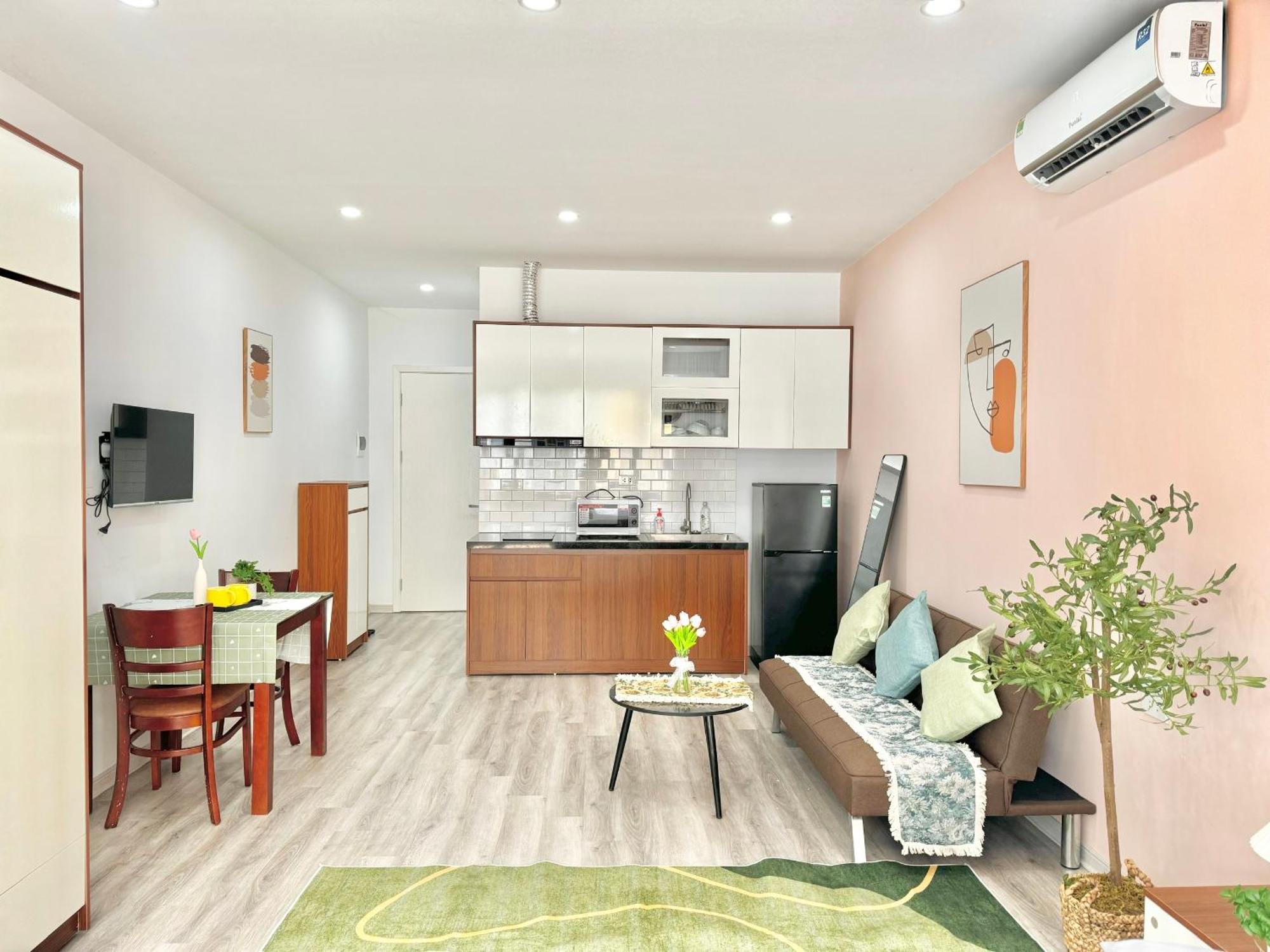 Modern & Comfy Apartment Hanoi Exterior photo